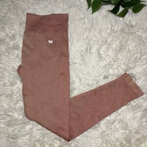 Forever 21| Juniors athletic stretchy workout cropped leggings